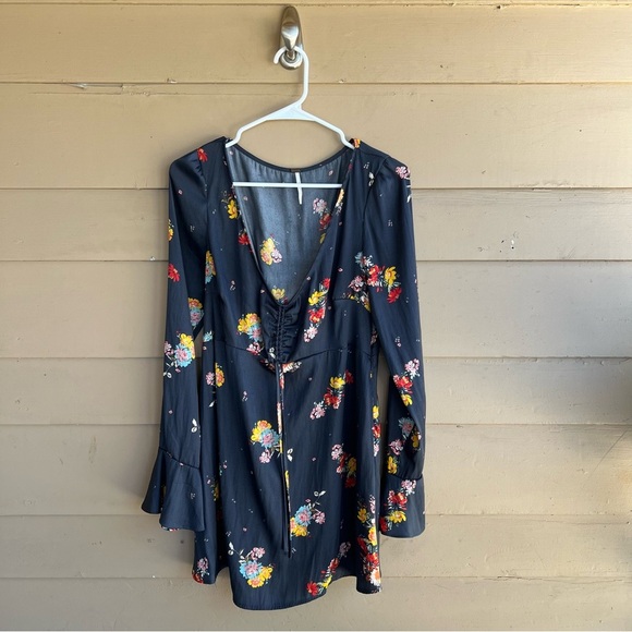 Free People Polyester Shift Floral Dress - Size S Boho Casual Festival - Picture 2 of 6